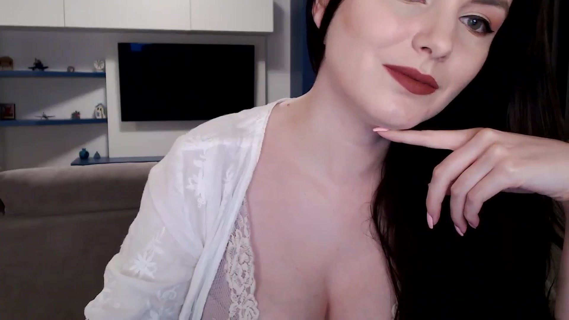 Gallery image thumbnail from Aryelle_'s myfreecams stream on, 07/09/2024, 24:12 image 15 of 20