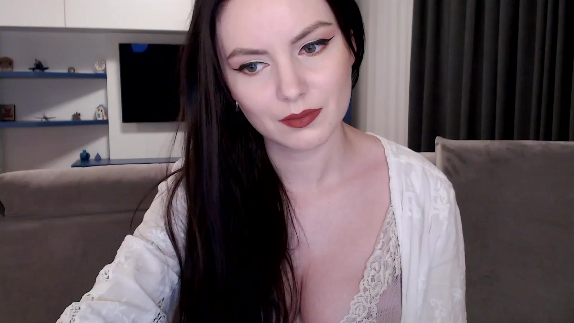 Gallery image thumbnail from Aryelle_'s myfreecams stream on, 07/09/2024, 24:12 image 1 of 20