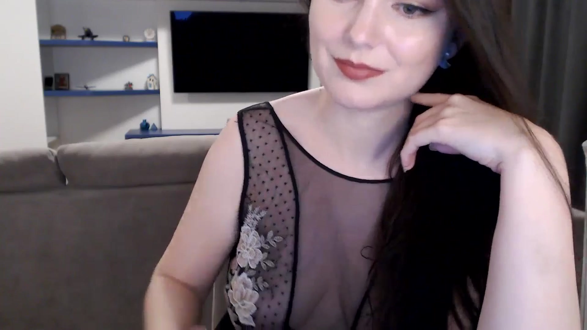 Gallery image thumbnail from Aryelle_'s myfreecams stream on, 08/24/2024, 24:25 image 17 of 20