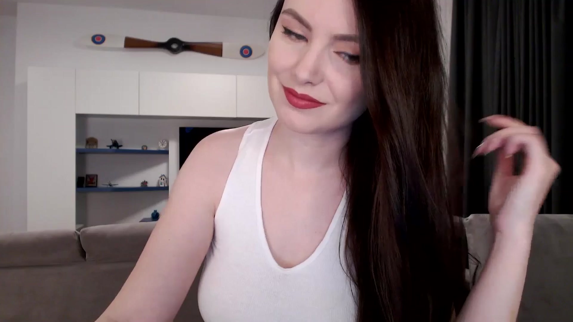 Gallery image thumbnail from Aryelle_'s myfreecams stream on, 08/26/2024, 21:26 image 11 of 20
