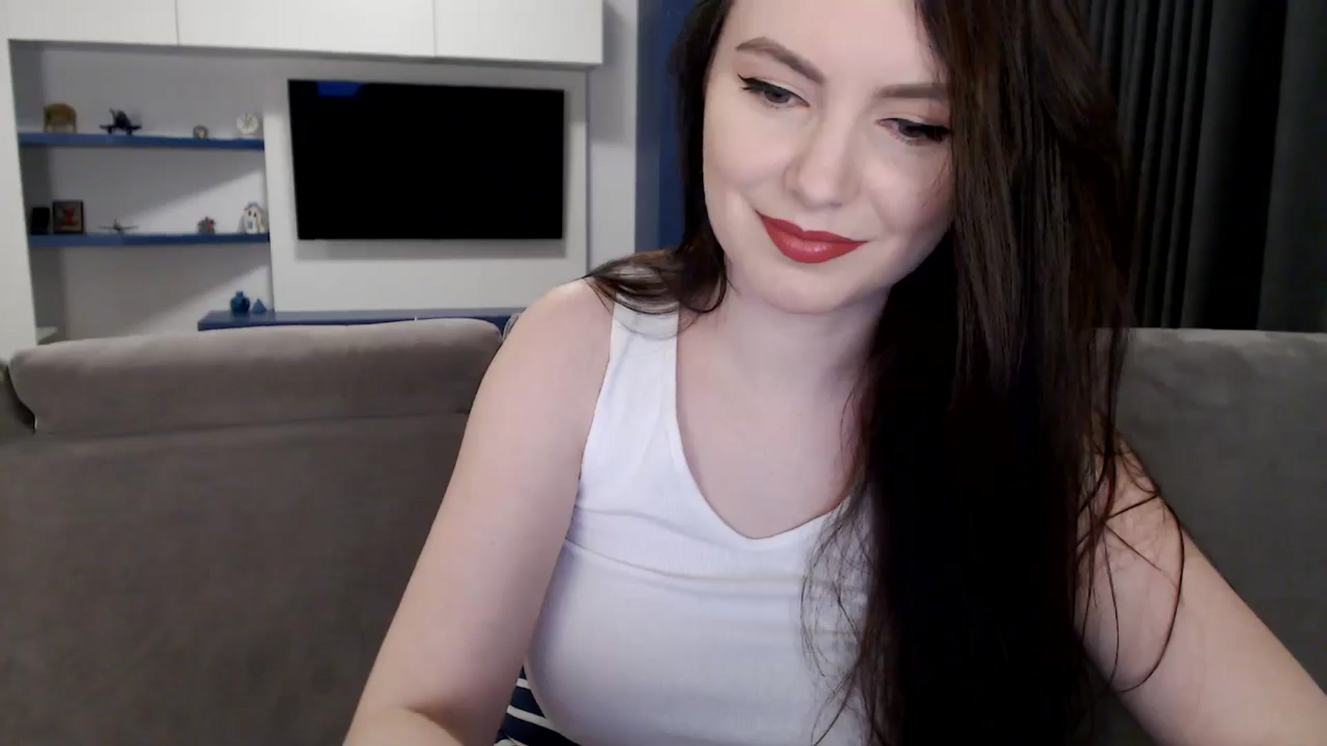 Gallery image thumbnail from Aryelle_'s myfreecams stream on, 08/26/2024, 22:26 image 6 of 20