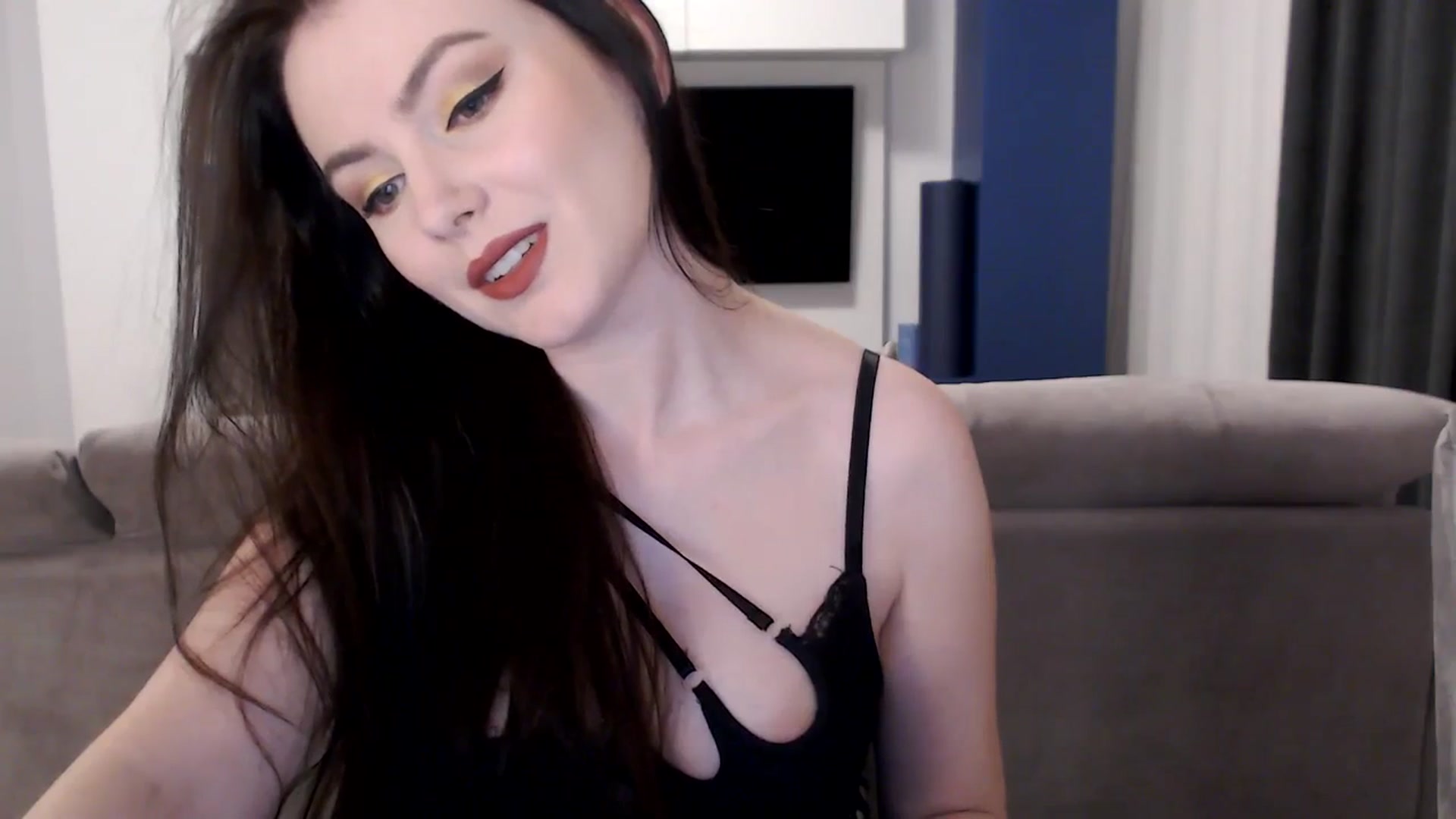 Gallery image thumbnail from Aryelle_'s myfreecams stream on, 09/17/2024, 04:43 image 4 of 20