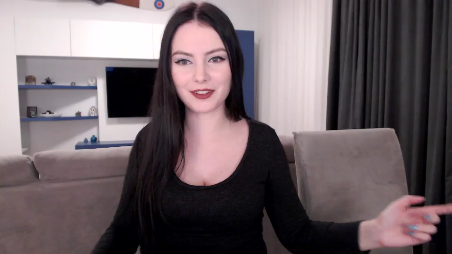 Gallery image thumbnail from Aryelle_'s myfreecams stream on, 10/18/2024, 22:00 image 4 of 20