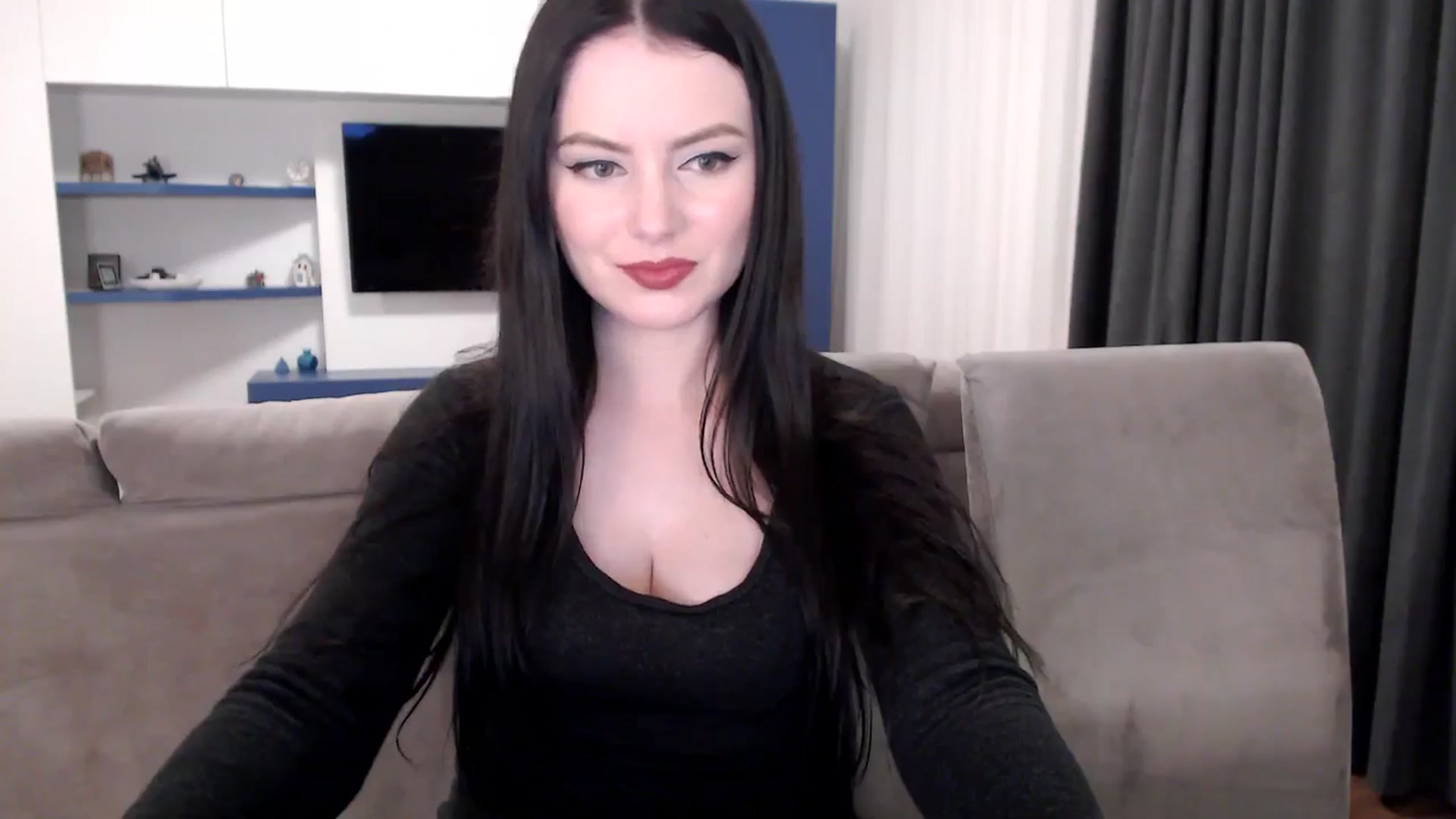 Gallery image thumbnail from Aryelle_'s myfreecams stream on, 10/19/2024, 24:00 image 2 of 20