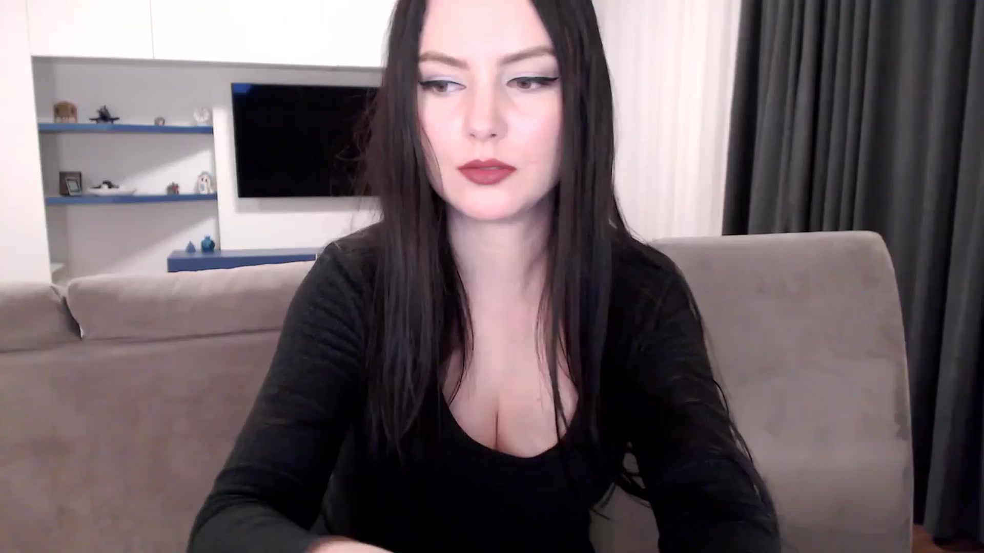 Gallery image thumbnail from Aryelle_'s myfreecams stream on, 10/19/2024, 24:00 image 8 of 20