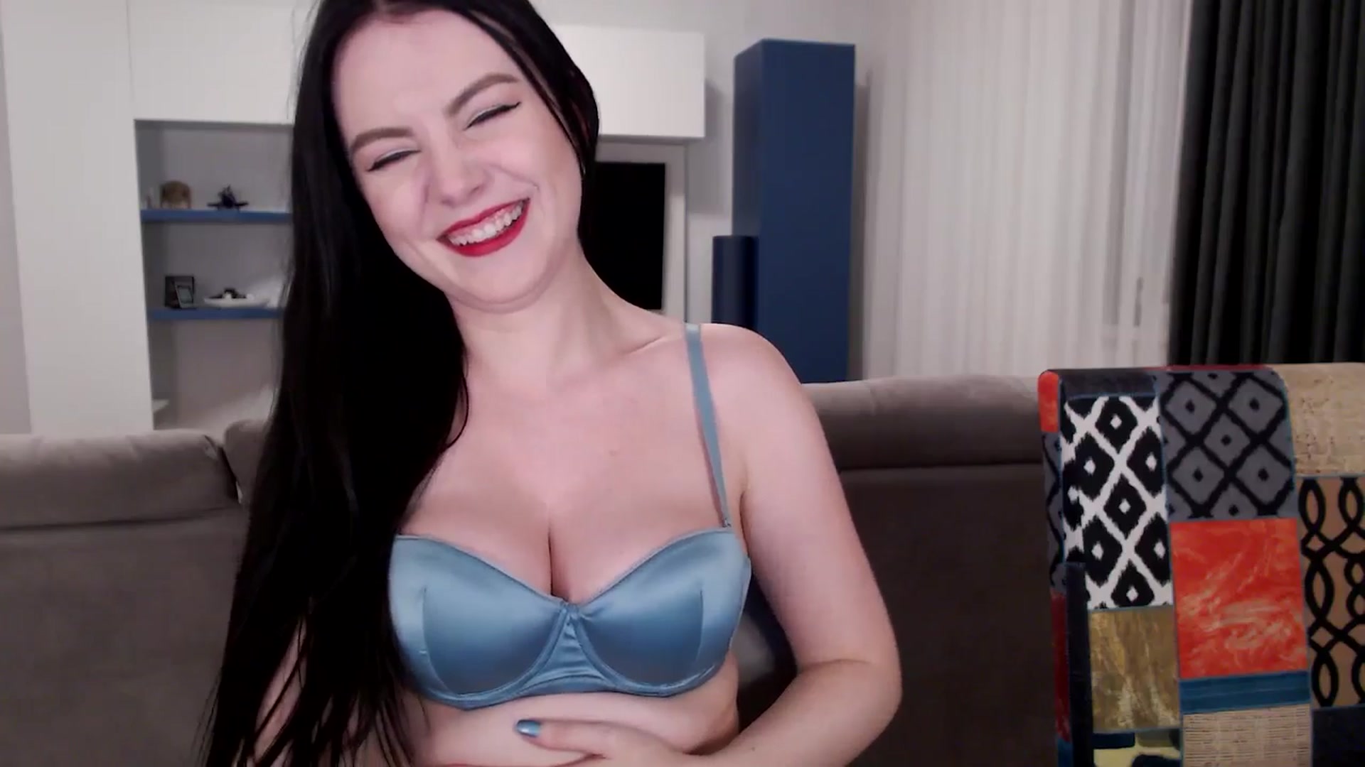 Gallery image thumbnail from Aryelle_'s myfreecams stream on, 10/21/2024, 24:02 image 8 of 20