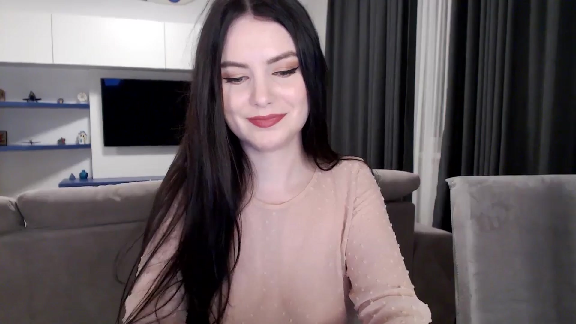 Gallery image thumbnail from Aryelle_'s myfreecams stream on, 10/29/2024, 03:02 image 3 of 20