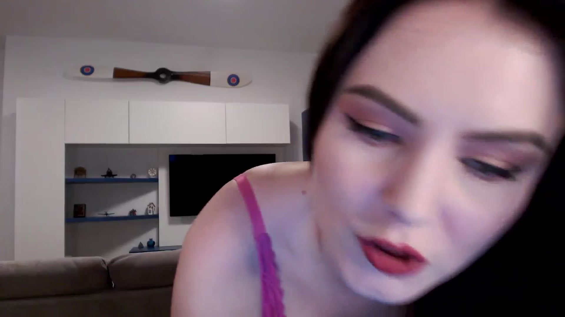 Gallery image thumbnail from Aryelle_'s myfreecams stream on, 10/29/2024, 23:37 image 19 of 20