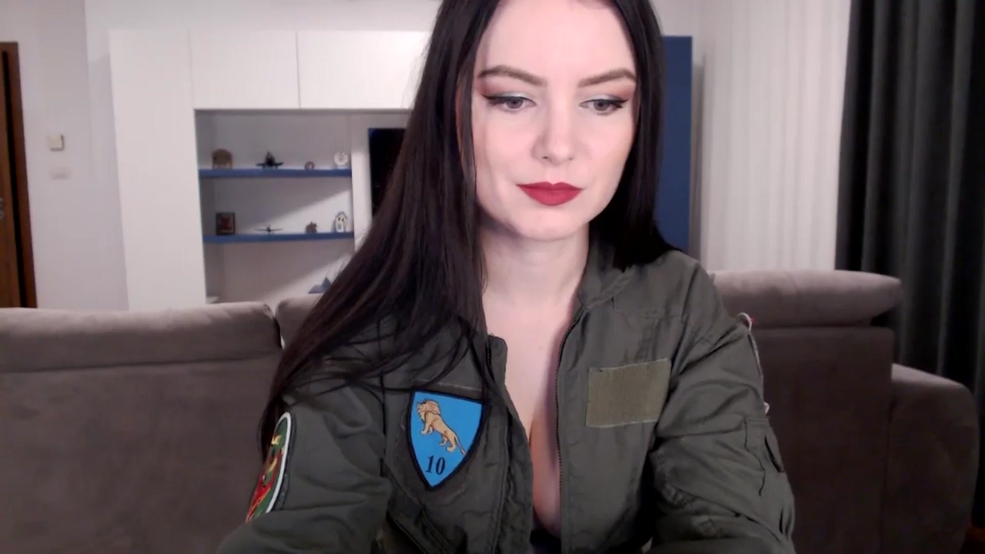 Gallery image thumbnail from Aryelle_'s myfreecams stream on, 10/31/2024, 23:32 image 8 of 20