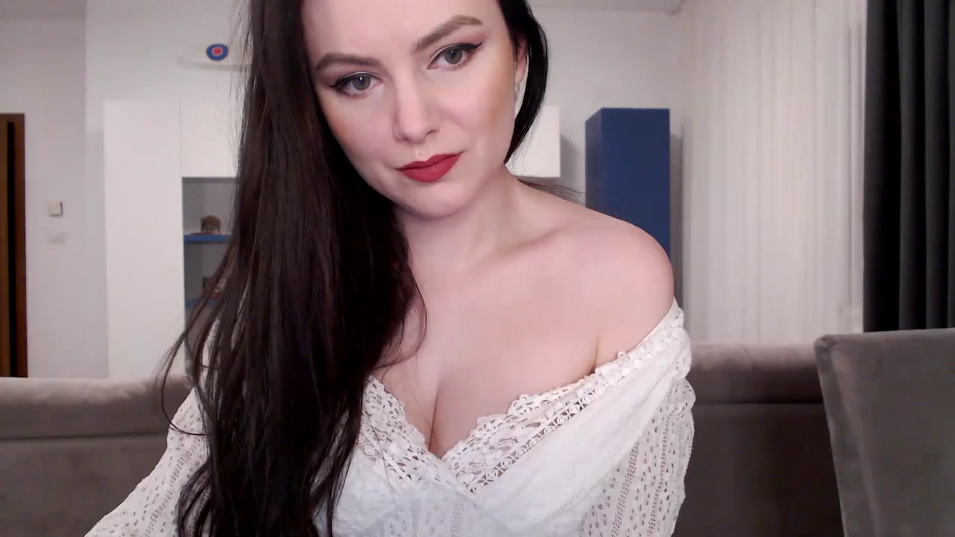 Gallery image thumbnail from Aryelle_'s myfreecams stream on, 12/01/2024, 24:09 image 19 of 20