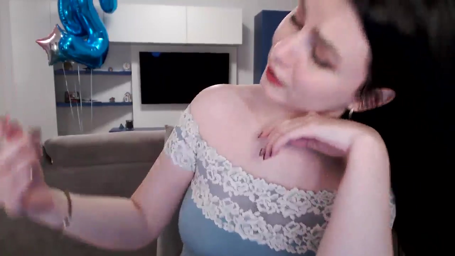 Gallery image thumbnail from Aryelle_'s myfreecams stream on, 12/02/2024, 02:13 image 2 of 20