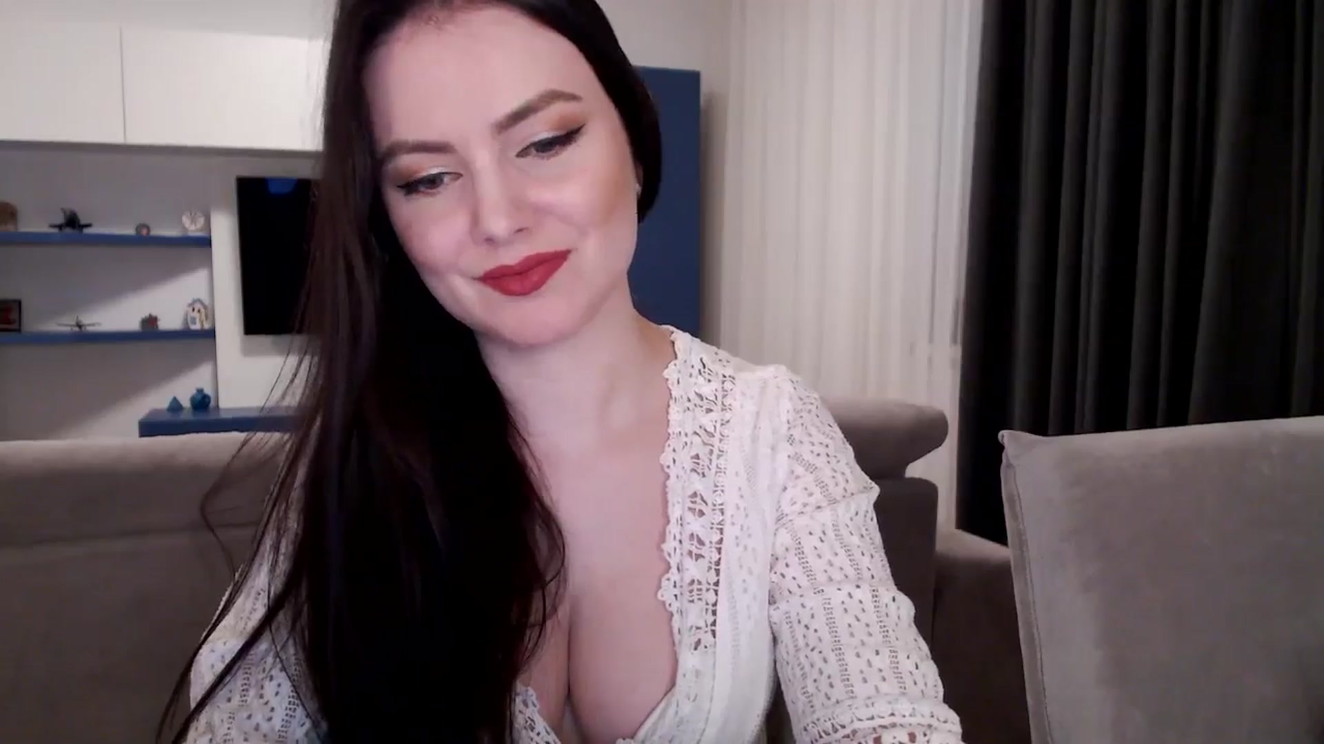 Gallery image thumbnail from Aryelle_'s myfreecams stream on, 12/15/2024, 21:57 image 8 of 20