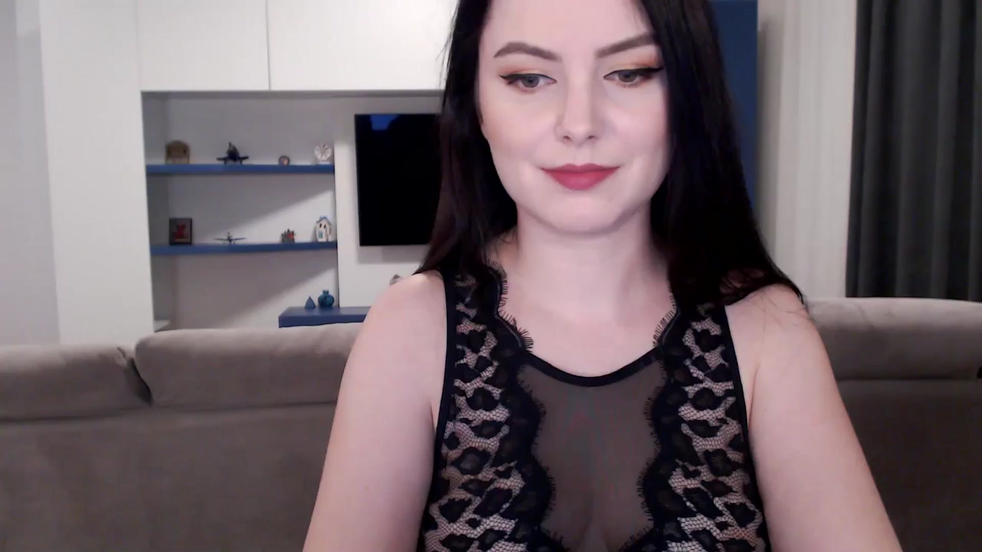 Gallery image thumbnail from Aryelle_'s myfreecams stream on, 12/18/2024, 23:31 image 8 of 20