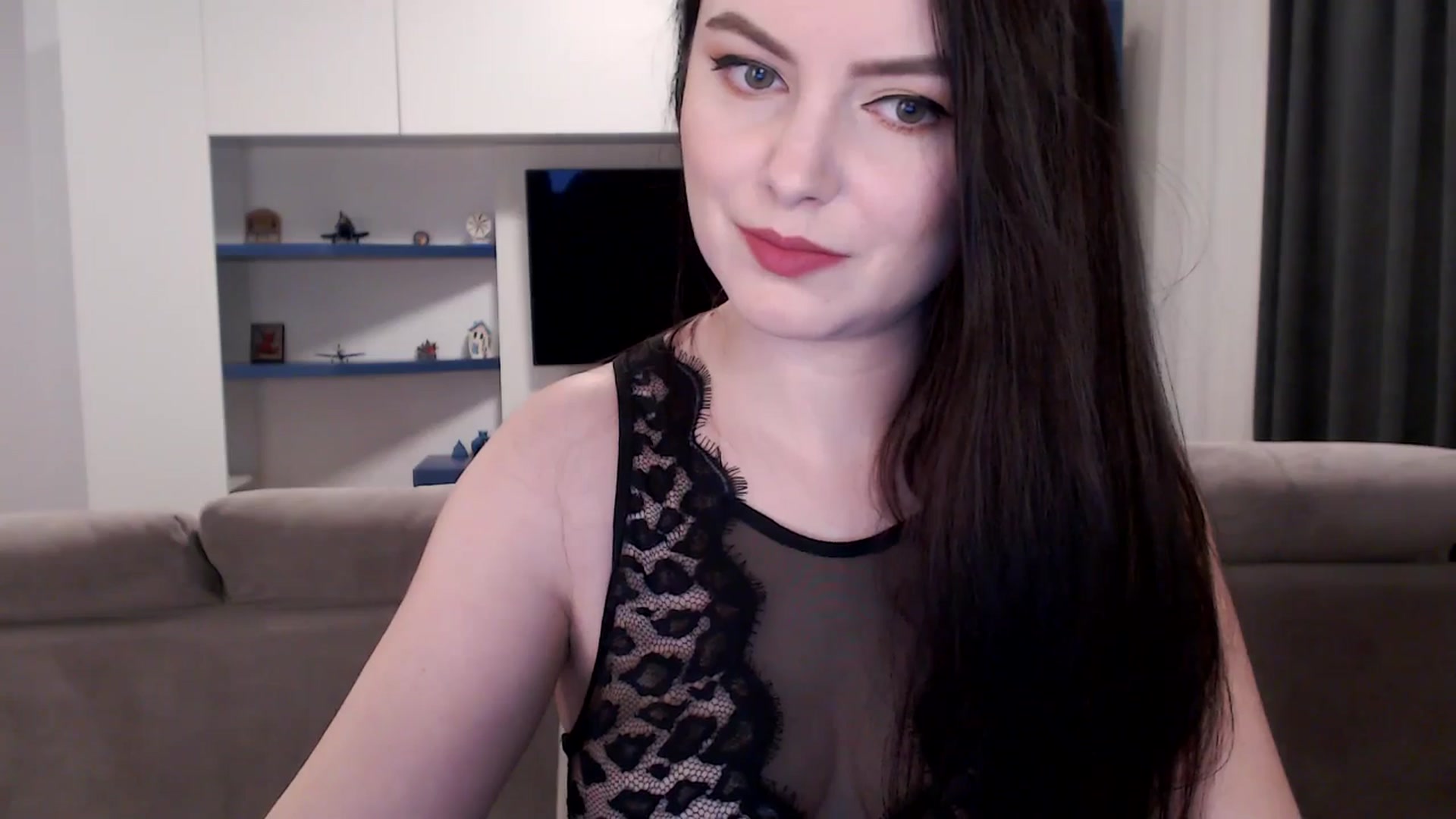 Gallery image thumbnail from Aryelle_'s myfreecams stream on, 12/18/2024, 23:31 image 3 of 20