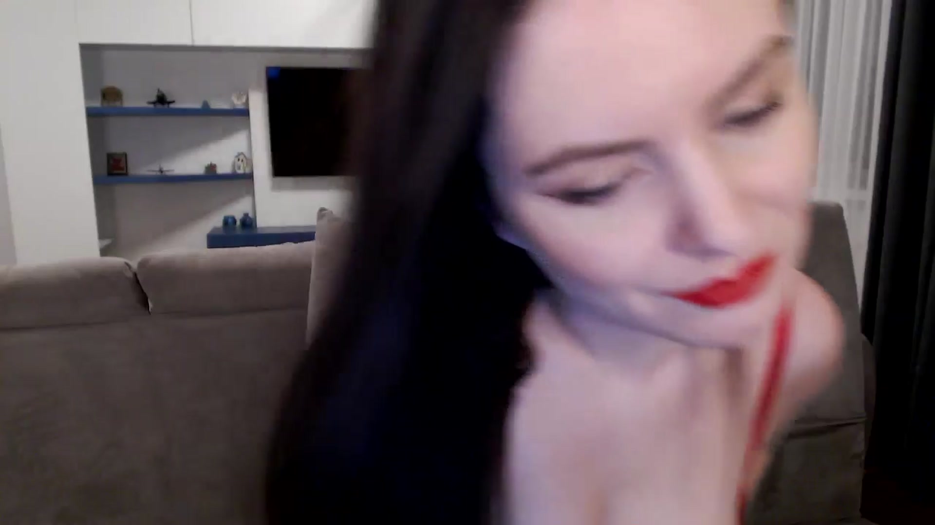 Gallery image thumbnail from Aryelle_'s myfreecams stream on, 12/25/2024, 24:31 image 14 of 20