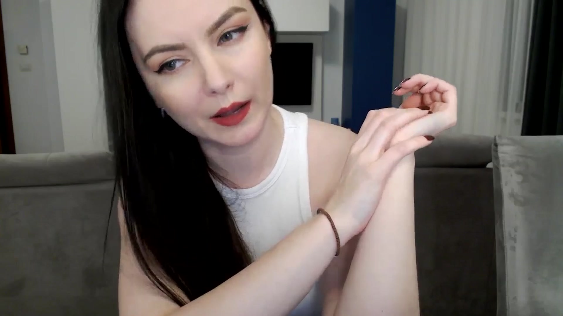Gallery image thumbnail from Aryelle_'s myfreecams stream on, 01/28/2025, 23:40 image 8 of 20