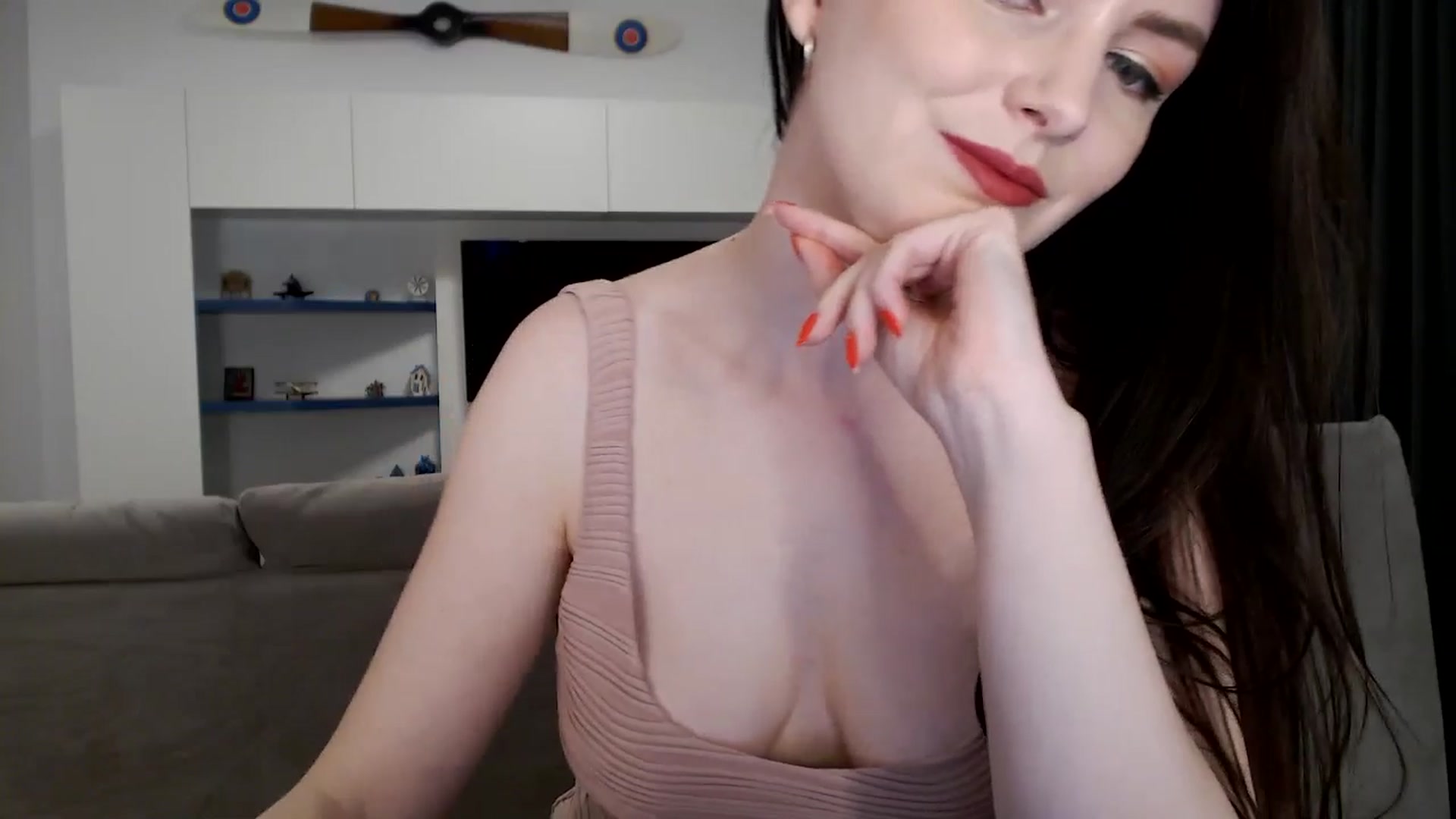 Gallery image thumbnail from Aryelle_'s myfreecams stream on, 05/25/2025, 23:11 image 15 of 20