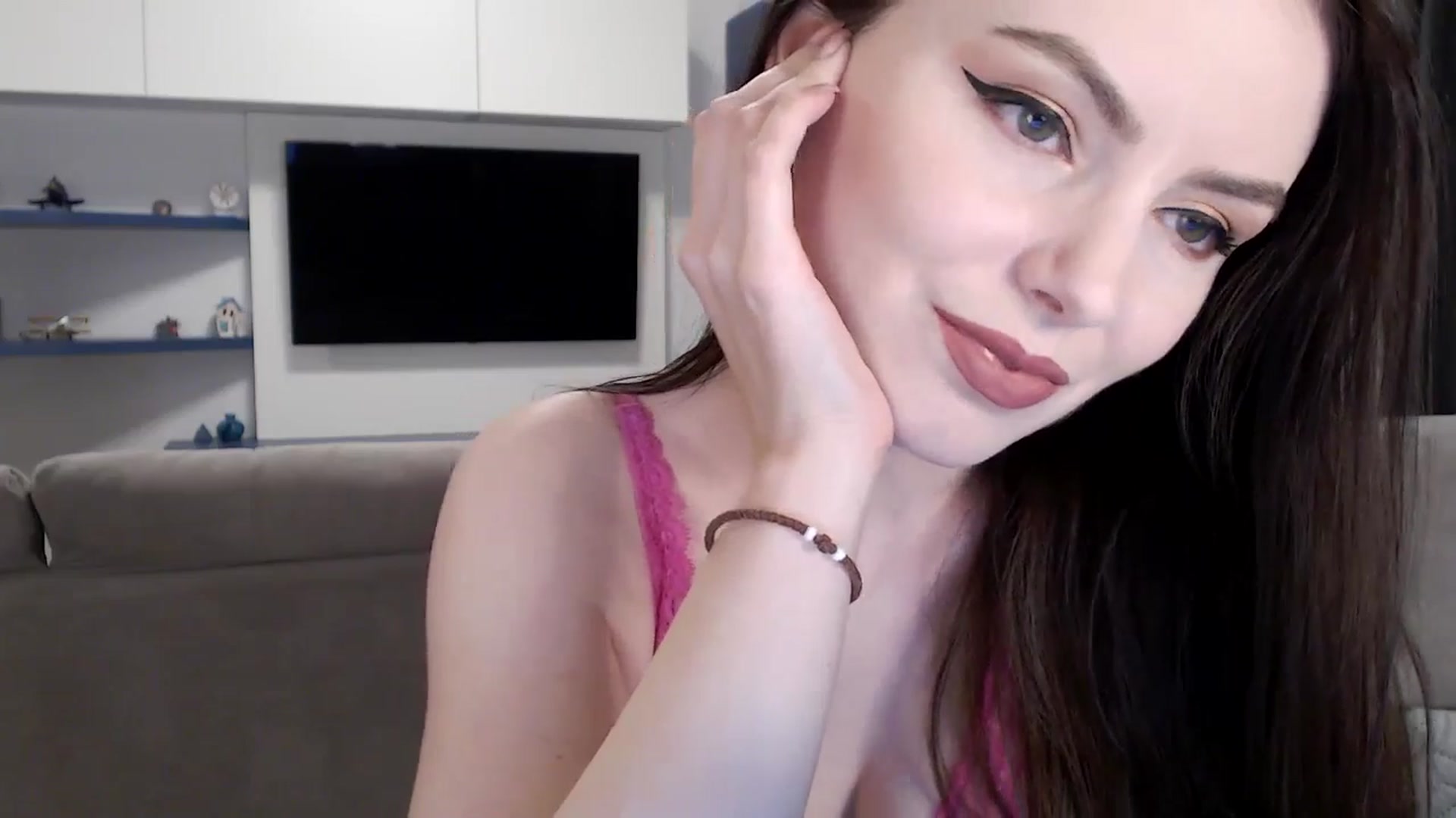 Gallery image thumbnail from Aryelle_'s myfreecams stream on, 07/09/2025, 22:52 image 13 of 20