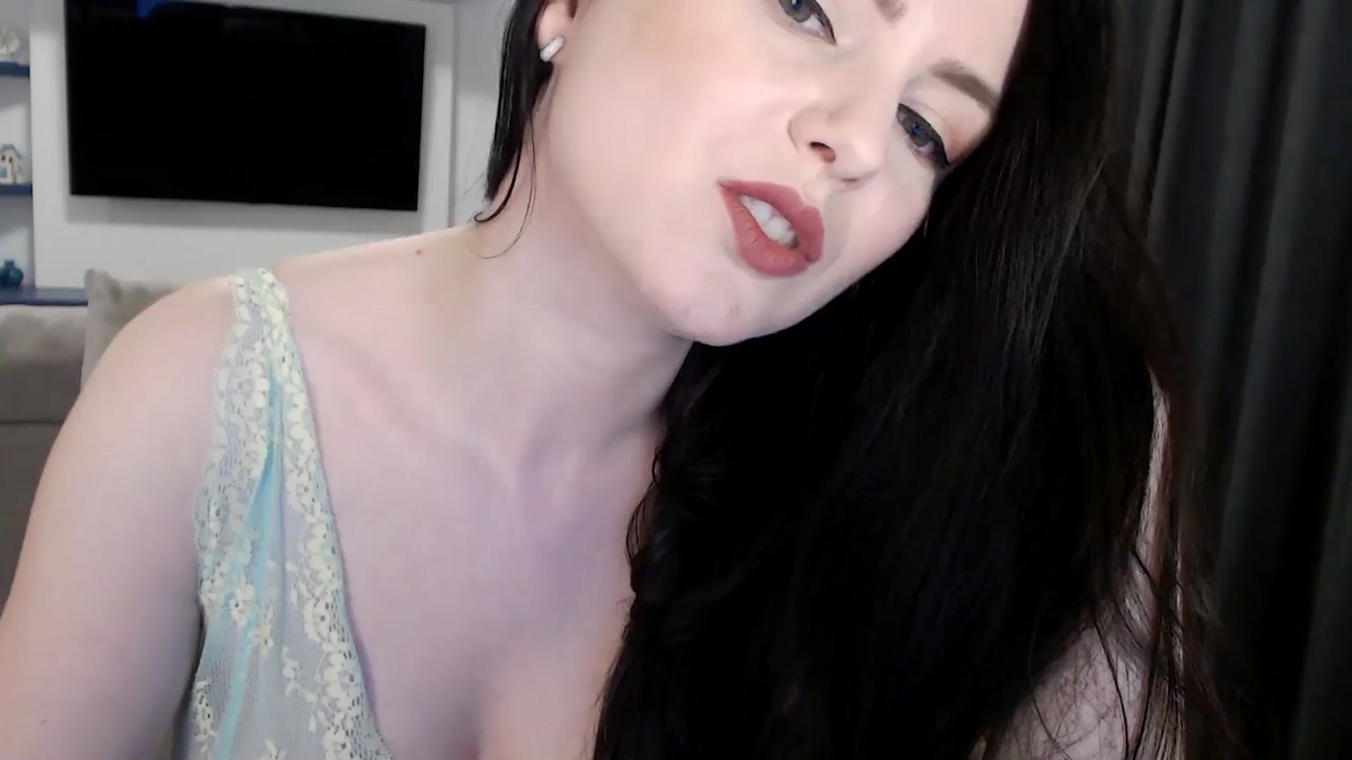 Gallery image thumbnail from Aryelle_'s myfreecams stream on, 07/15/2025, 01:11 image 16 of 20