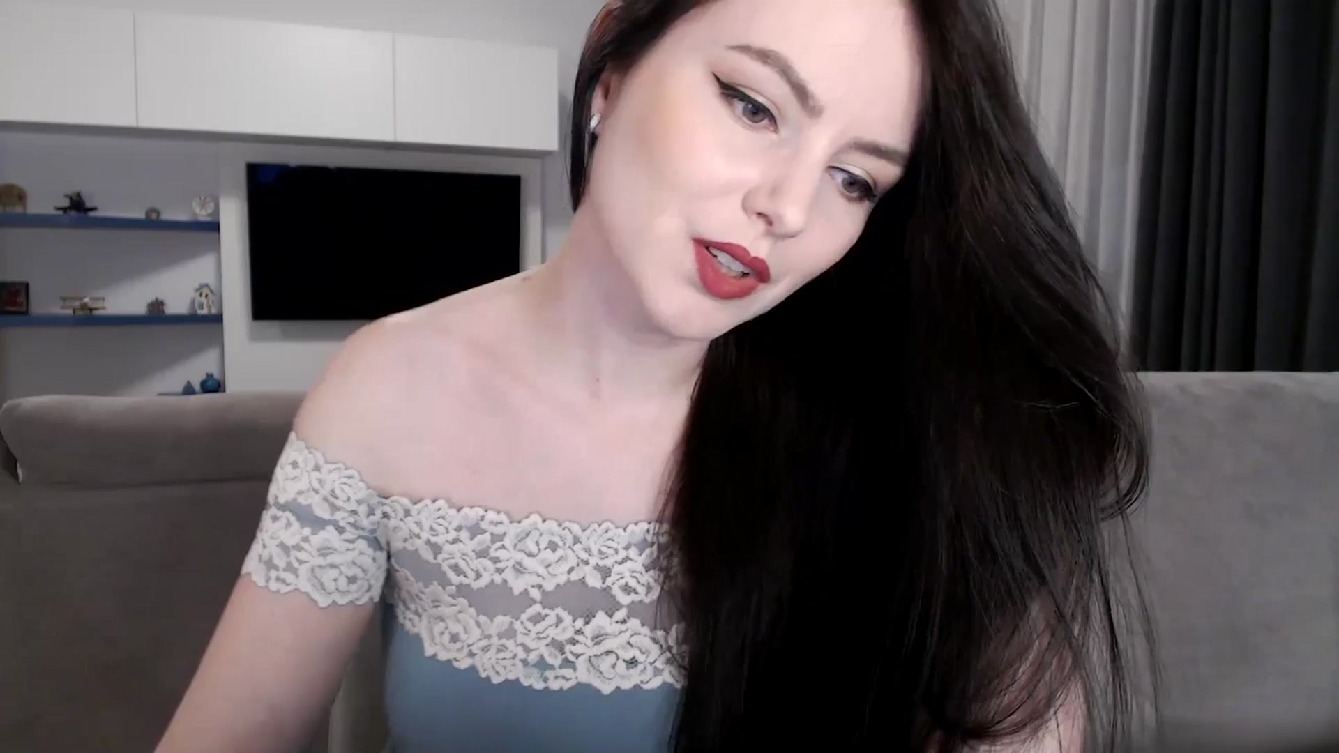 Gallery image thumbnail from Aryelle_'s myfreecams stream on, 07/25/2025, 22:27 image 3 of 20