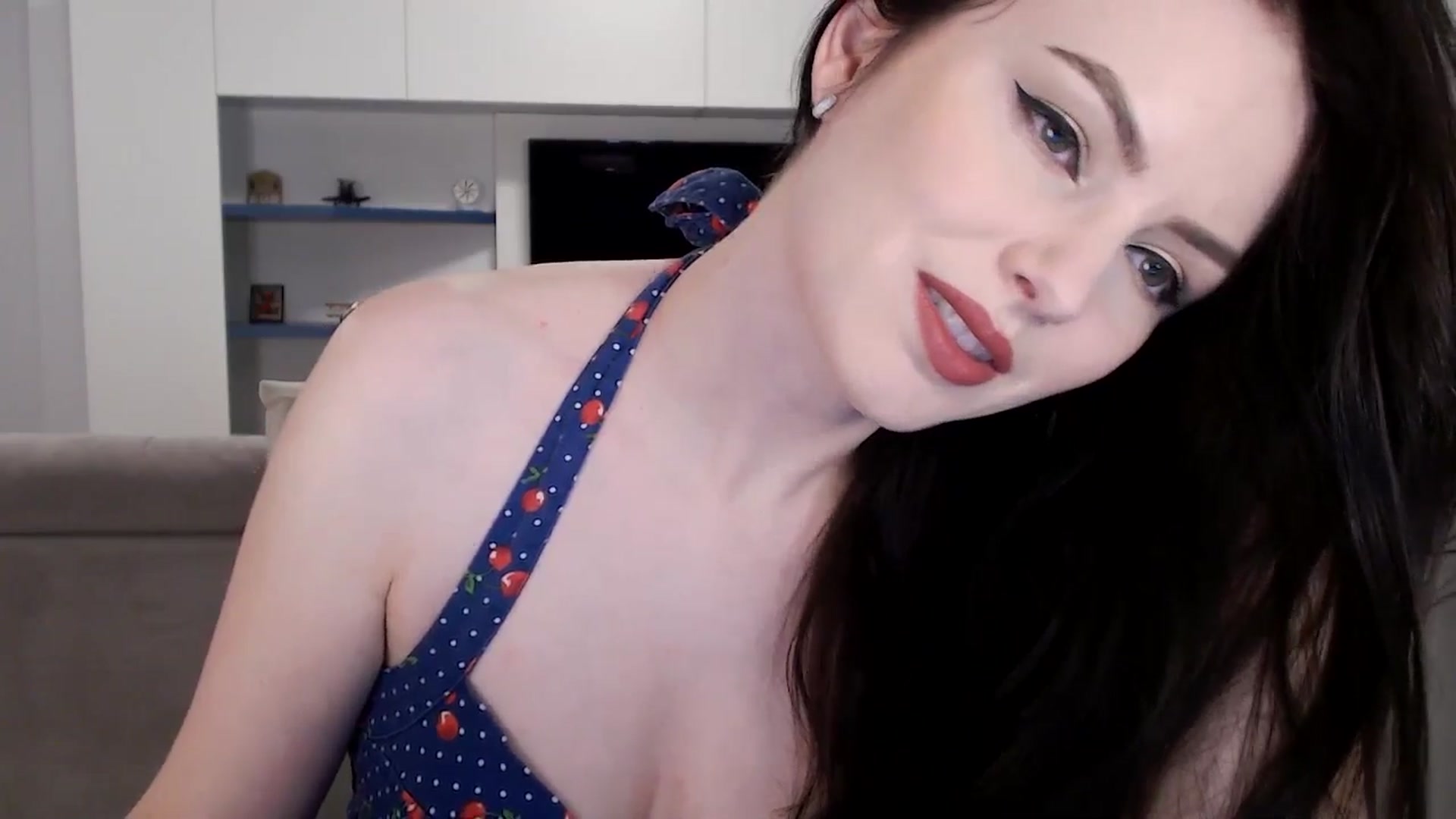 Gallery image thumbnail from Aryelle_'s myfreecams stream on, 08/17/2025, 23:14 image 5 of 20