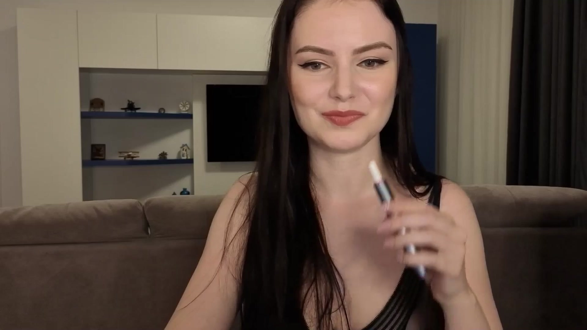 Gallery image thumbnail from Aryelle_'s myfreecams stream on, 09/21/2025, 02:09 image 6 of 20