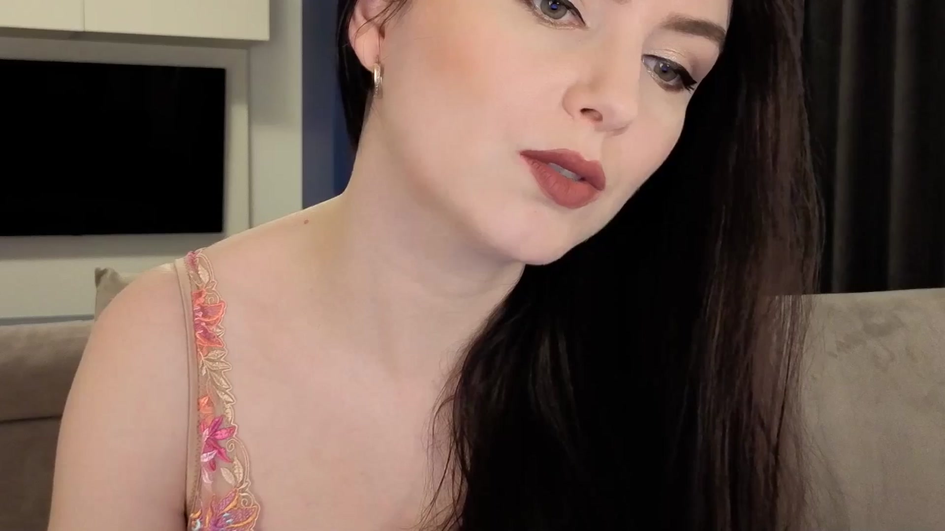 Gallery image thumbnail from Aryelle_'s myfreecams stream on, 10/13/2025, 24:26 image 20 of 20