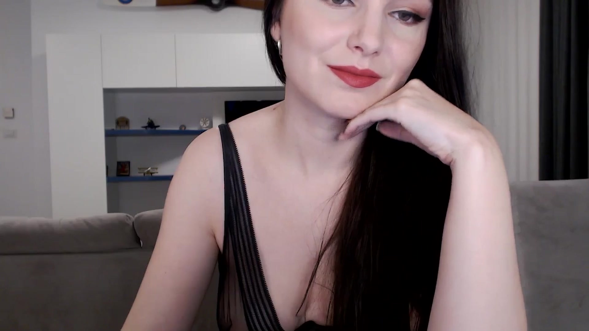 Gallery image thumbnail from Aryelle_'s myfreecams stream on, 11/16/2025, 22:53 image 10 of 20