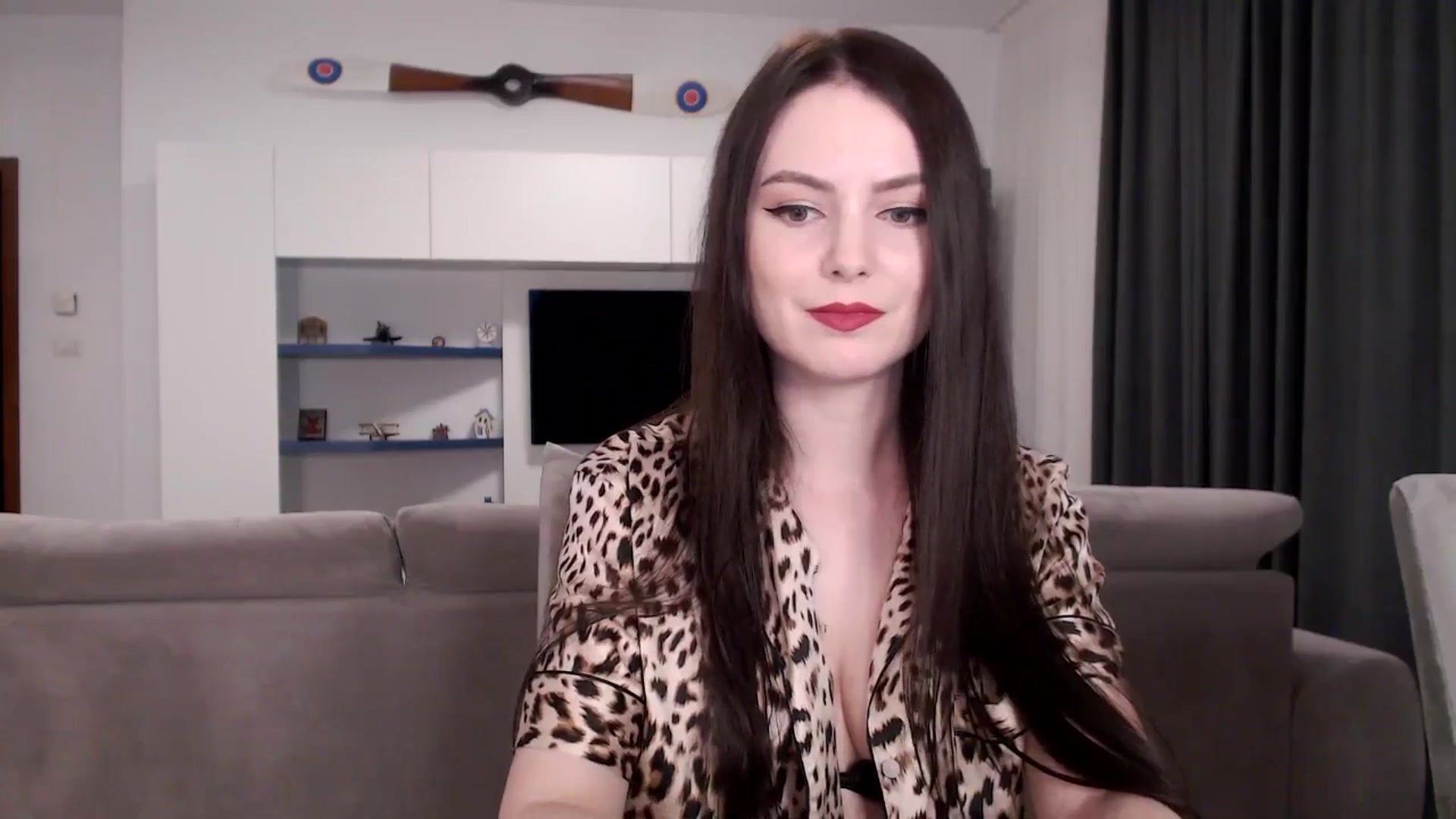 Gallery image thumbnail from Aryelle_'s myfreecams stream on, 12/12/2025, 19:32 image 2 of 20