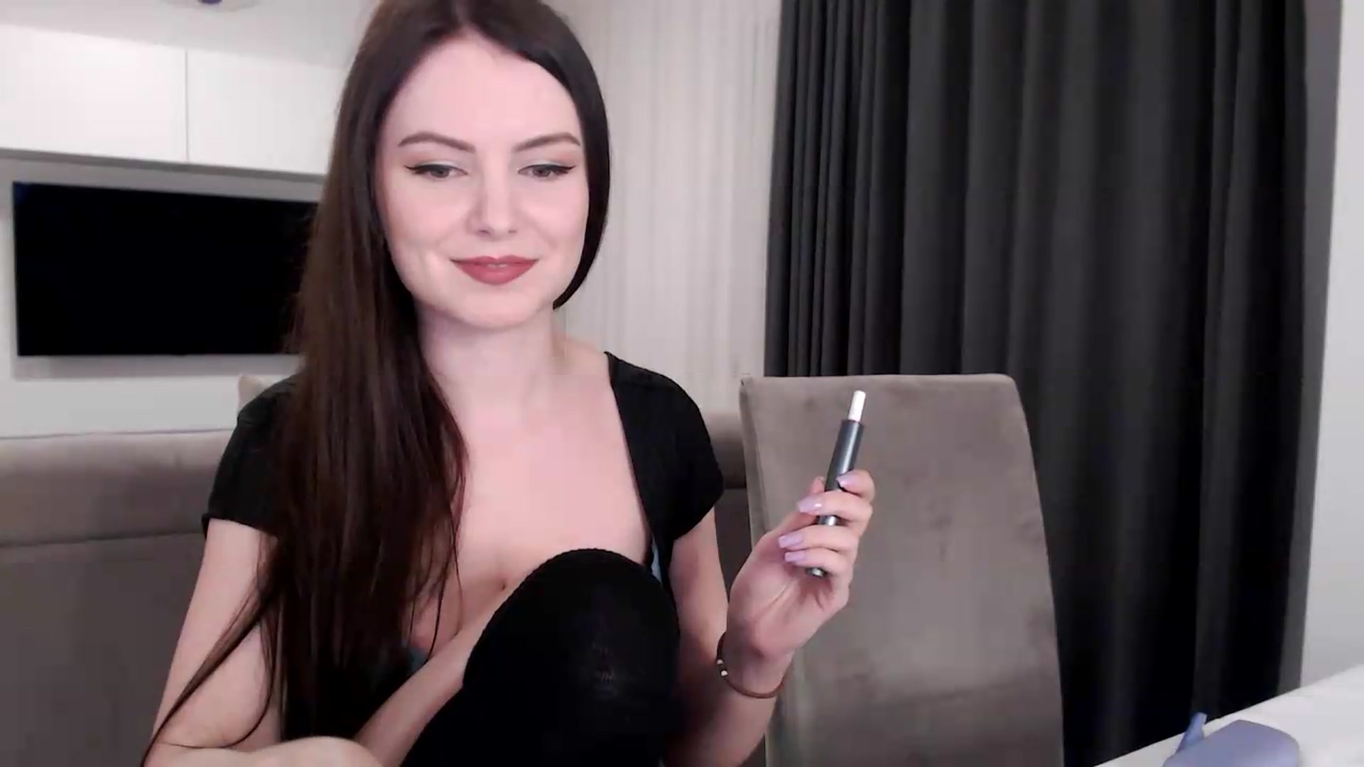 Gallery image thumbnail from Aryelle_'s myfreecams stream on, 06/27/2026, 22:28 image 16 of 20