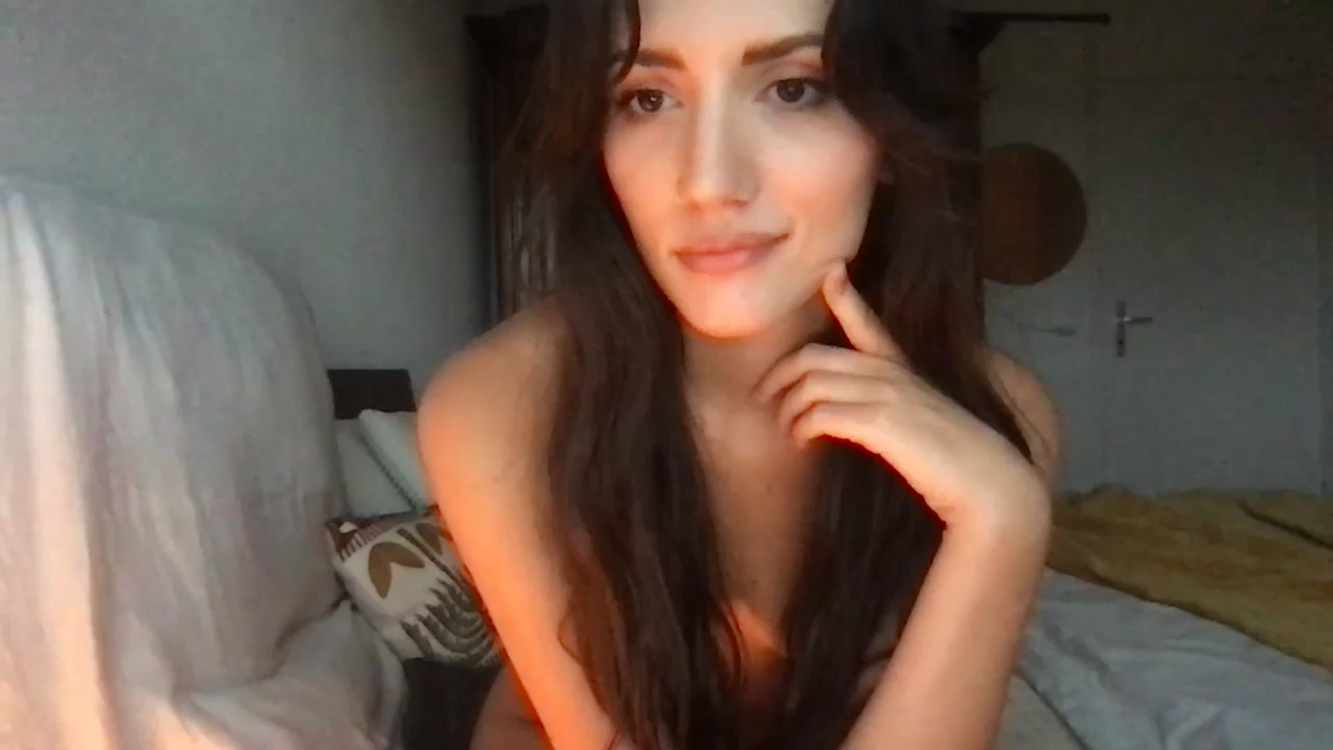Gallery image thumbnail from AsYouWish's myfreecams stream on, 09/04/2025, 15:59 image 11 of 20