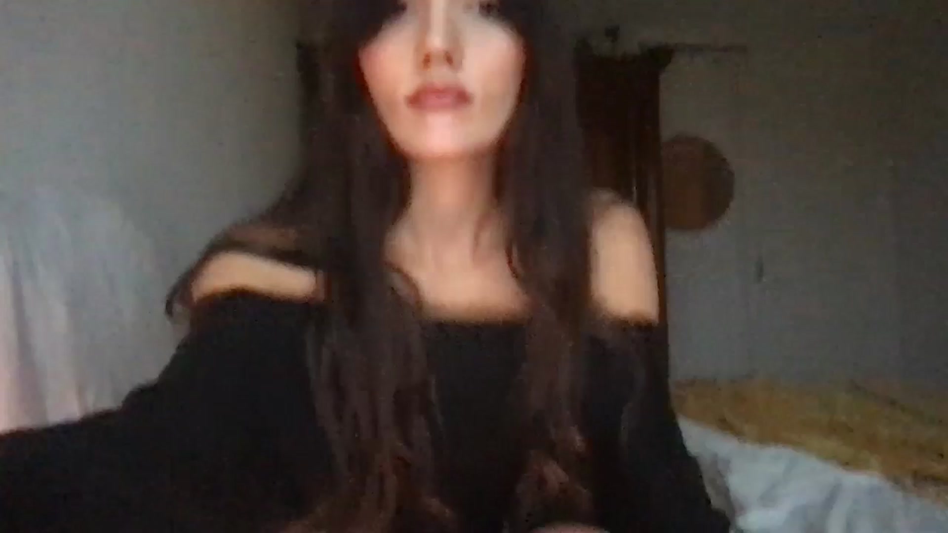 Gallery image thumbnail from AsYouWish's myfreecams stream on, 09/04/2025, 16:31 image 1 of 20
