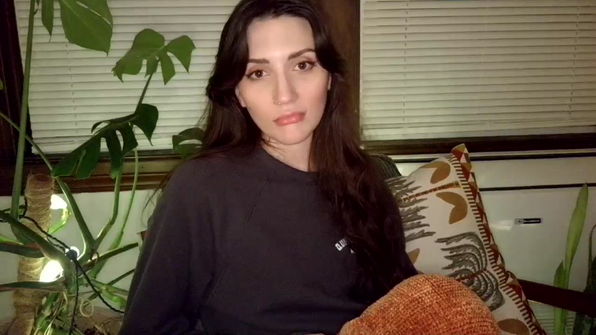 Gallery image thumbnail from AsYouWish's myfreecams stream on, 12/29/2025, 08:50 image 12 of 20