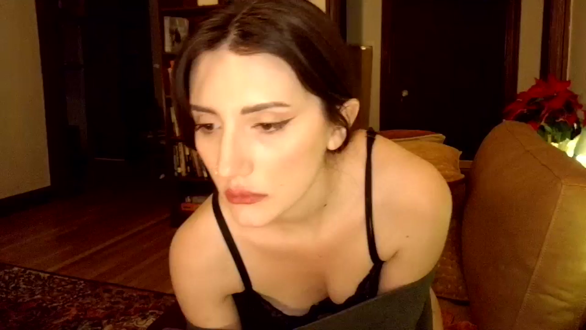 Gallery image thumbnail from AsYouWish's myfreecams stream on, 01/02/2026, 05:16 image 1 of 20