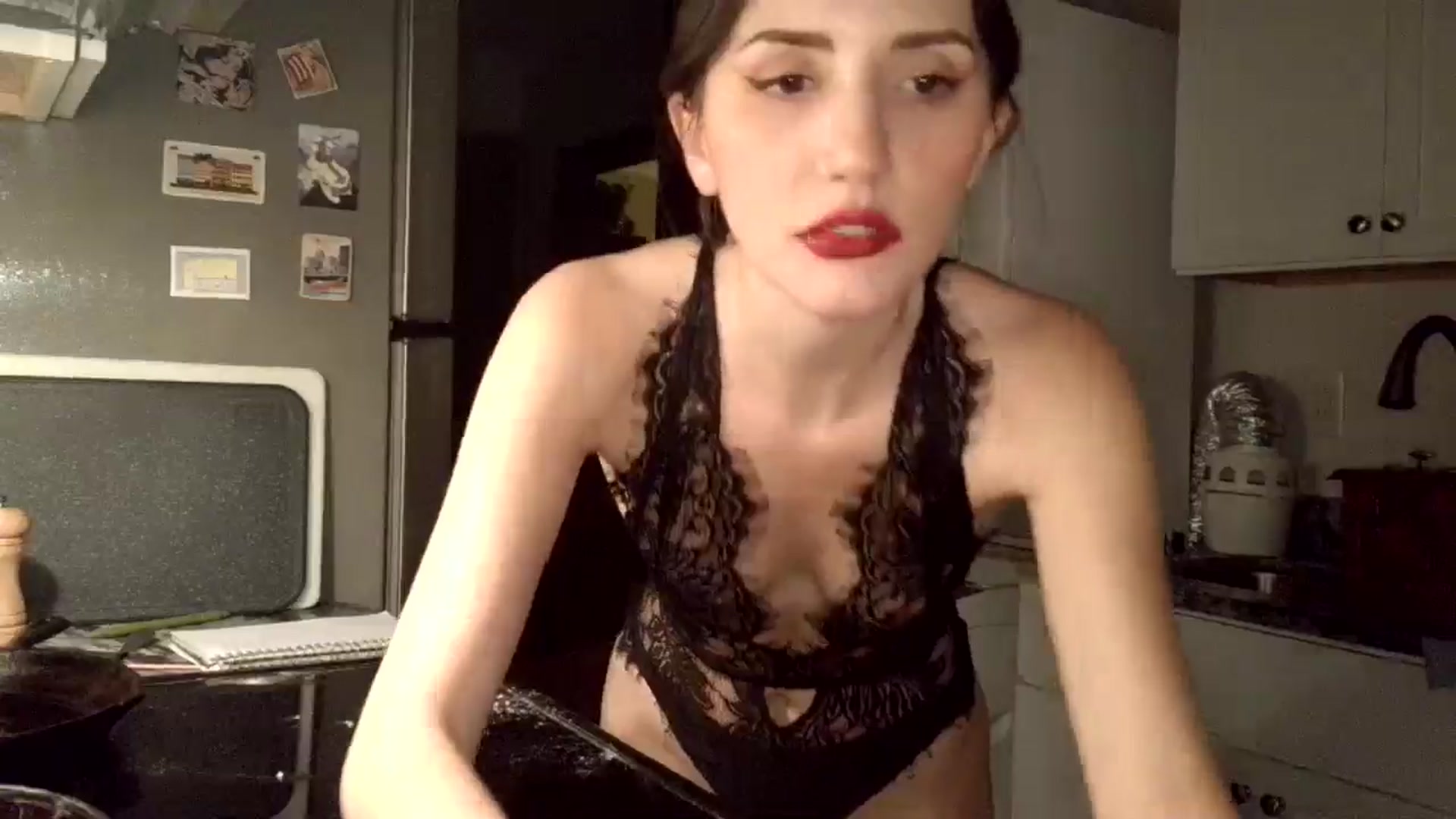 Gallery image thumbnail from AsYouWish's myfreecams stream on, 01/13/2026, 03:06 image 19 of 20