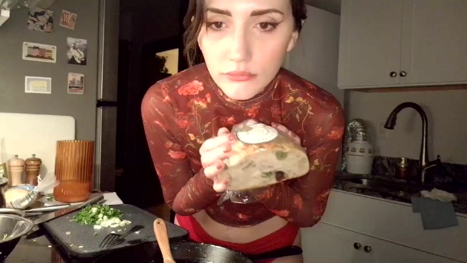 Gallery image thumbnail from AsYouWish's myfreecams stream on, 01/15/2026, 03:24 image 13 of 20