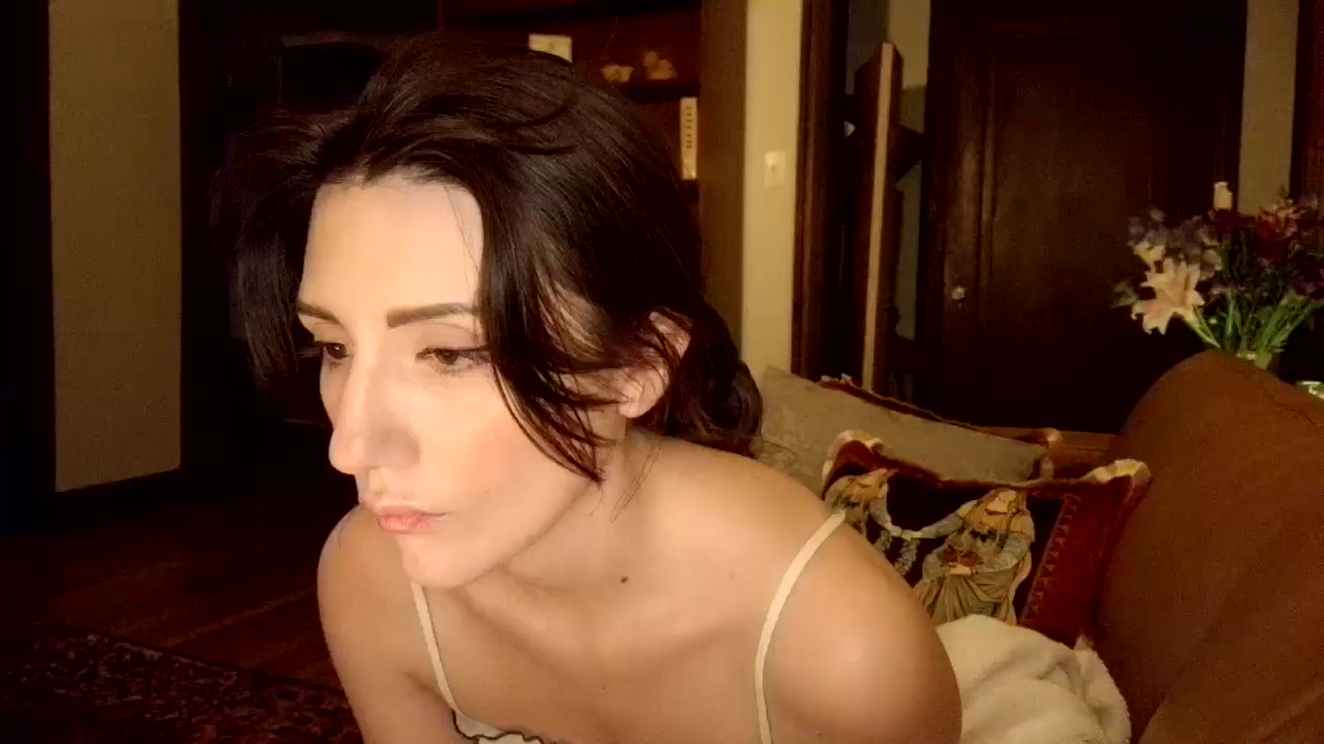 Gallery image thumbnail from AsYouWish's myfreecams stream on, 01/26/2026, 03:51 image 13 of 20