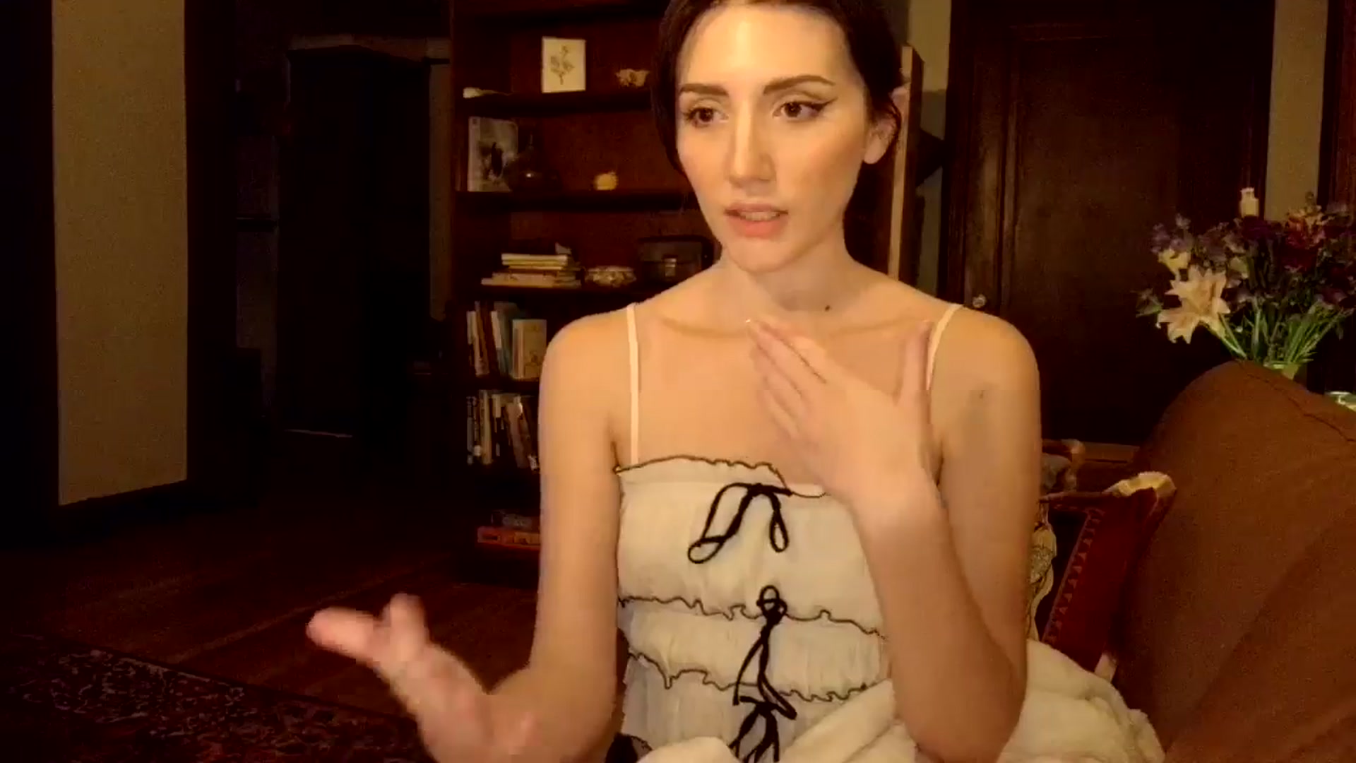 Gallery image thumbnail from AsYouWish's myfreecams stream on, 01/26/2026, 03:51 image 11 of 20