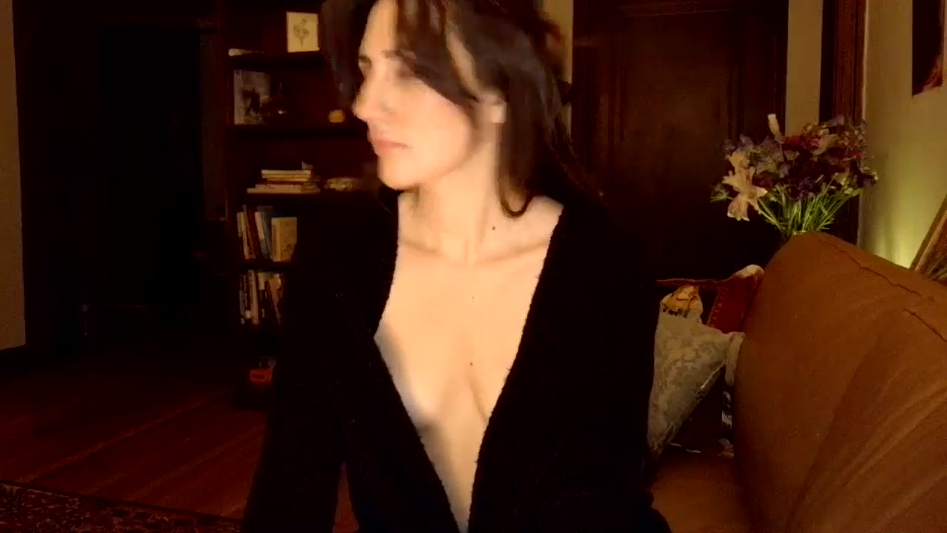 Gallery image thumbnail from AsYouWish's myfreecams stream on, 01/28/2026, 06:31 image 18 of 20