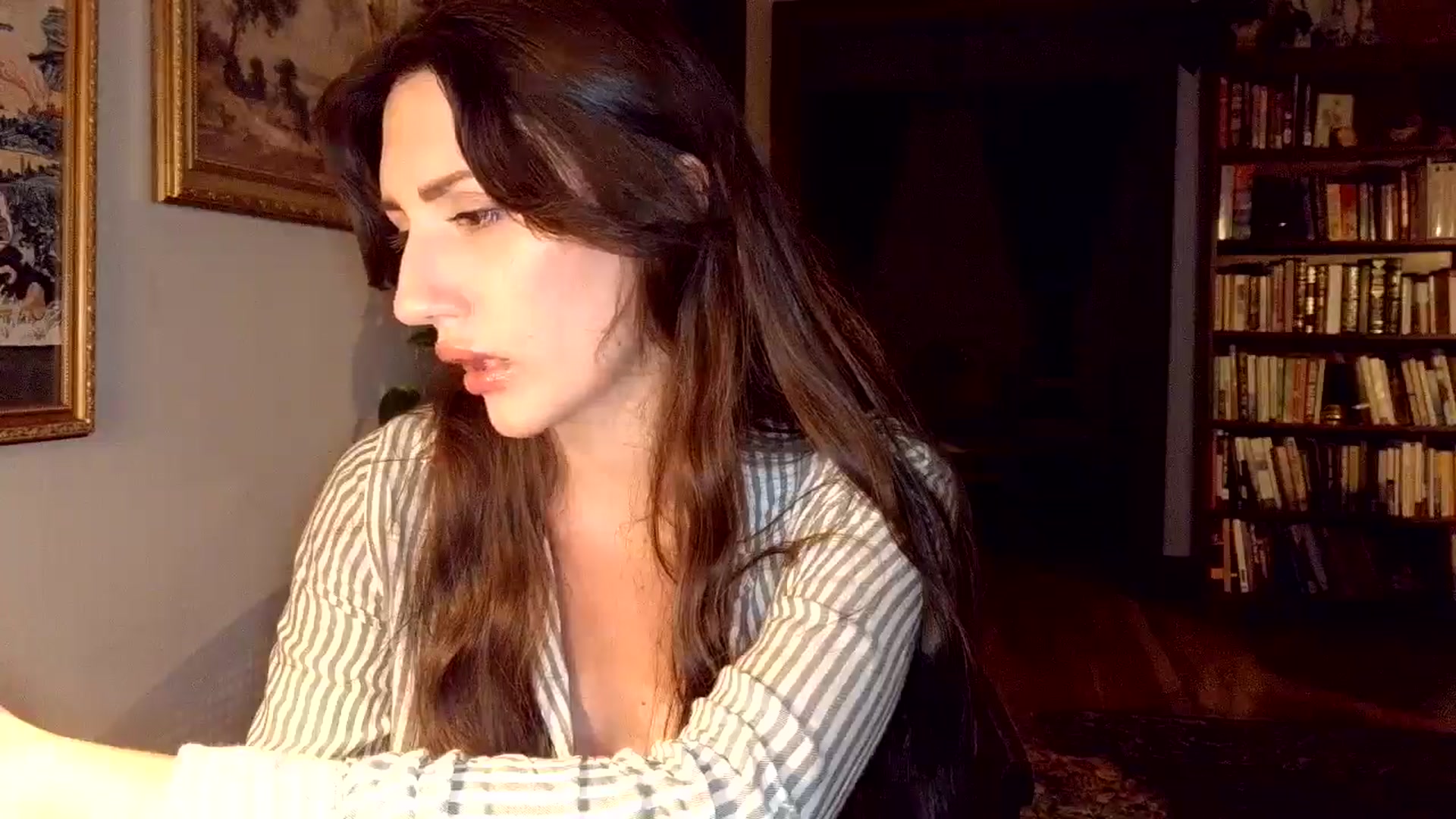 Gallery image thumbnail from AsYouWish's myfreecams stream on, 04/05/2026, 03:38 image 15 of 20