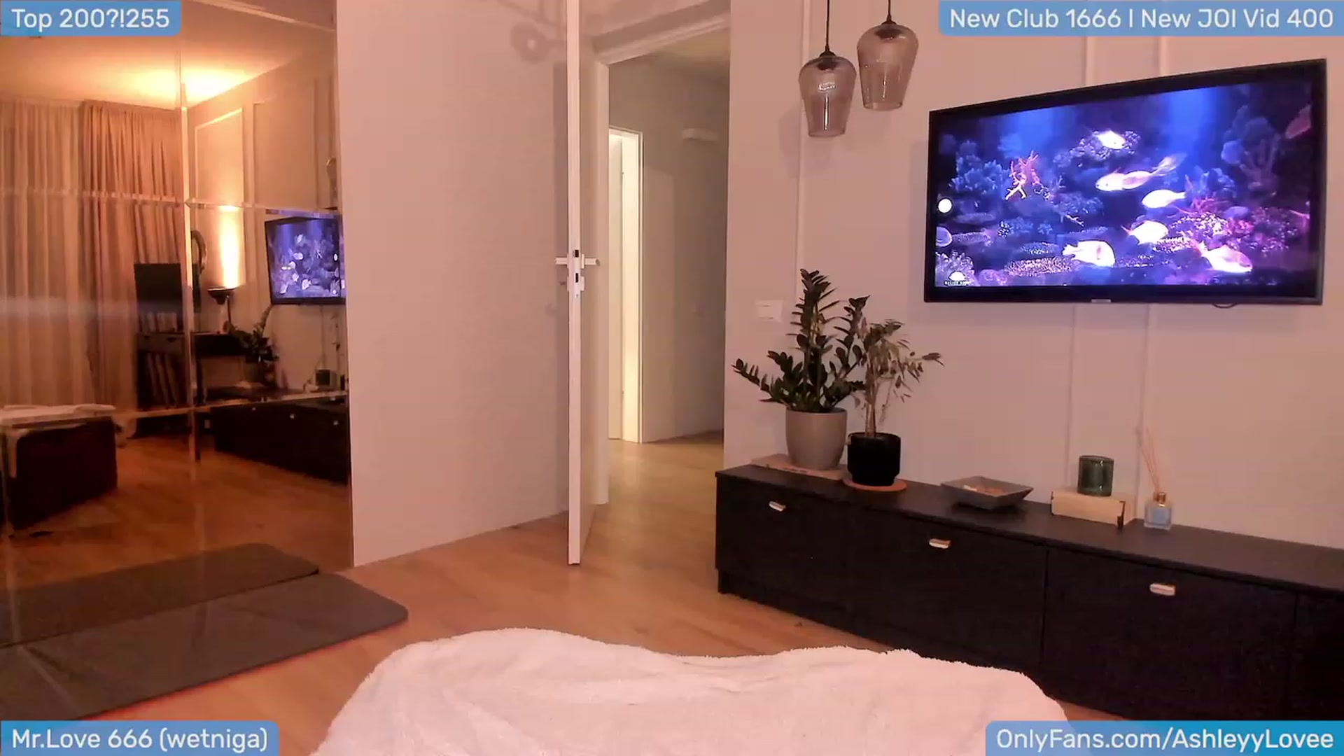 Gallery image thumbnail from AshLoveBday's myfreecams stream on, 01/19/2024, 22:04 image 19 of 20
