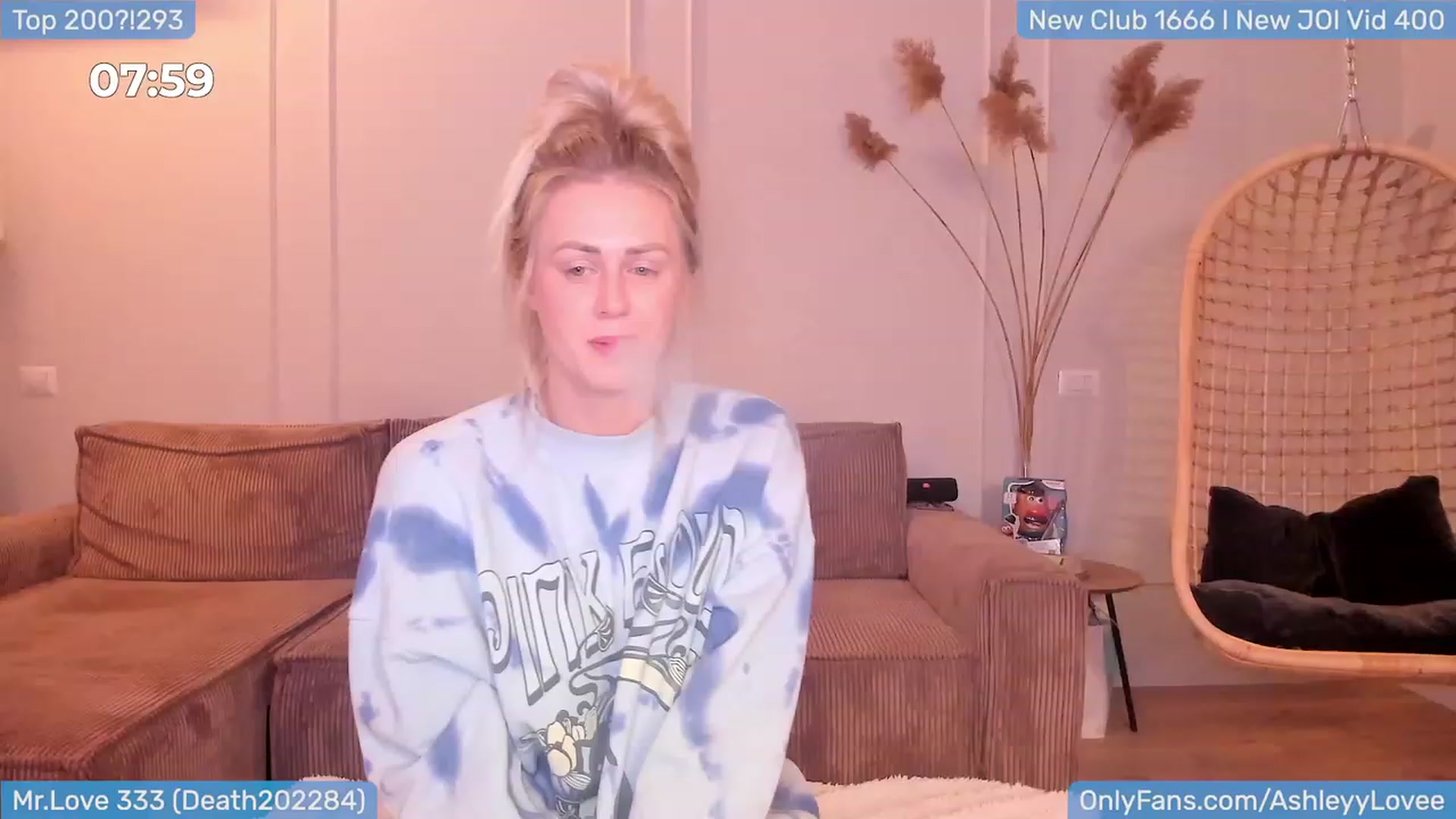 Gallery image thumbnail from AshLoveBday's myfreecams stream on, 01/21/2024, 23:04 image 7 of 20
