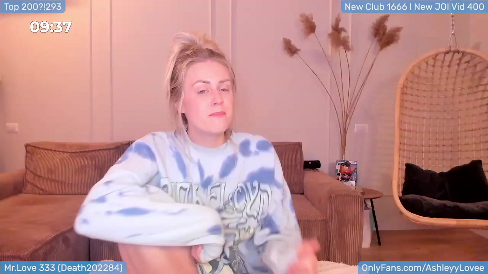 Gallery image thumbnail from AshLoveBday's myfreecams stream on, 01/21/2024, 23:04 image 5 of 20