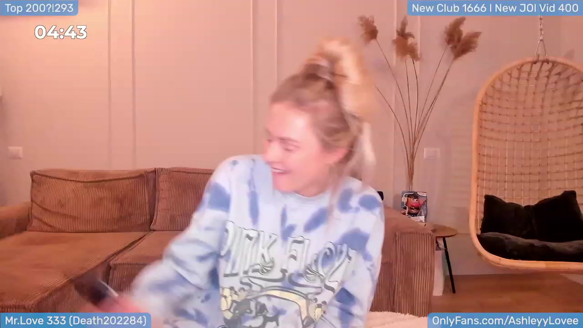 Gallery image thumbnail from AshLoveBday's myfreecams stream on, 01/21/2024, 23:04 image 11 of 20