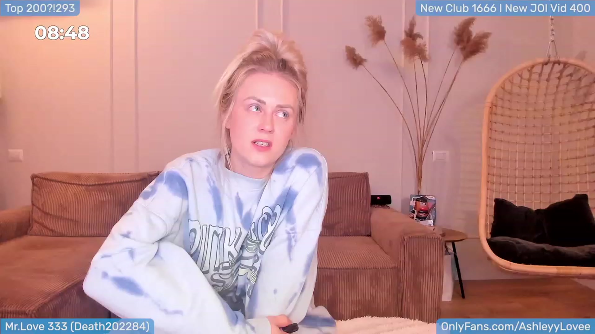 Gallery image thumbnail from AshLoveBday's myfreecams stream on, 01/21/2024, 23:04 image 6 of 20