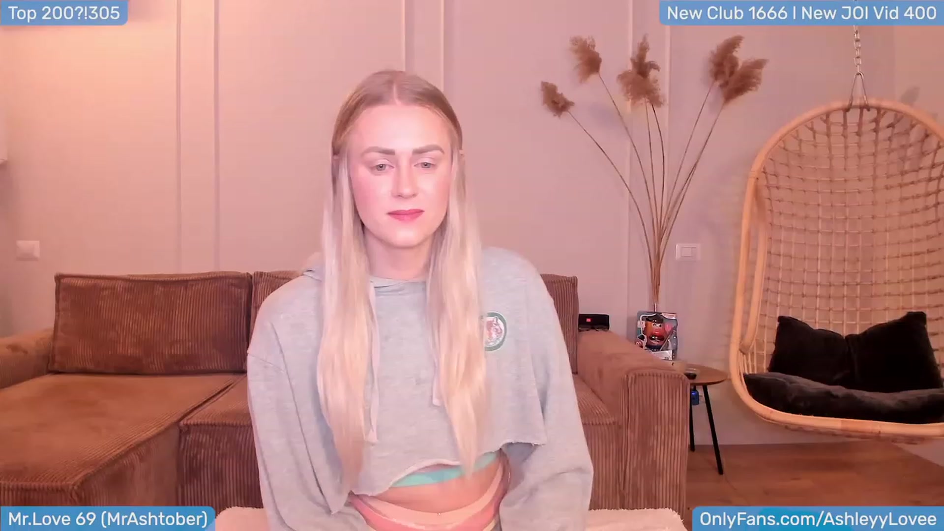 Gallery image thumbnail from AshLoveBday's myfreecams stream on, 01/22/2024, 19:45 image 8 of 20