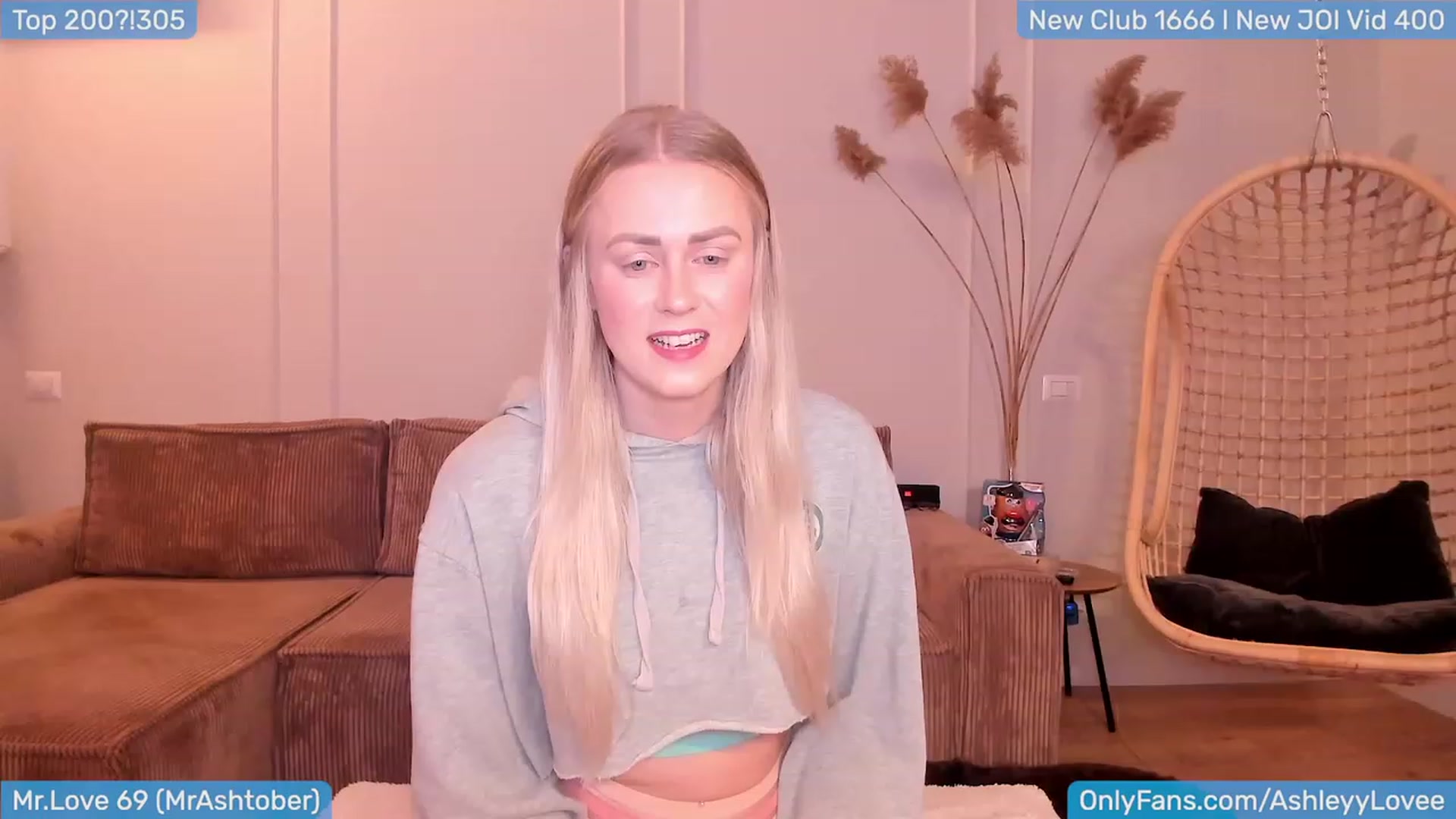 Gallery image thumbnail from AshLoveBday's myfreecams stream on, 01/22/2024, 19:45 image 7 of 20
