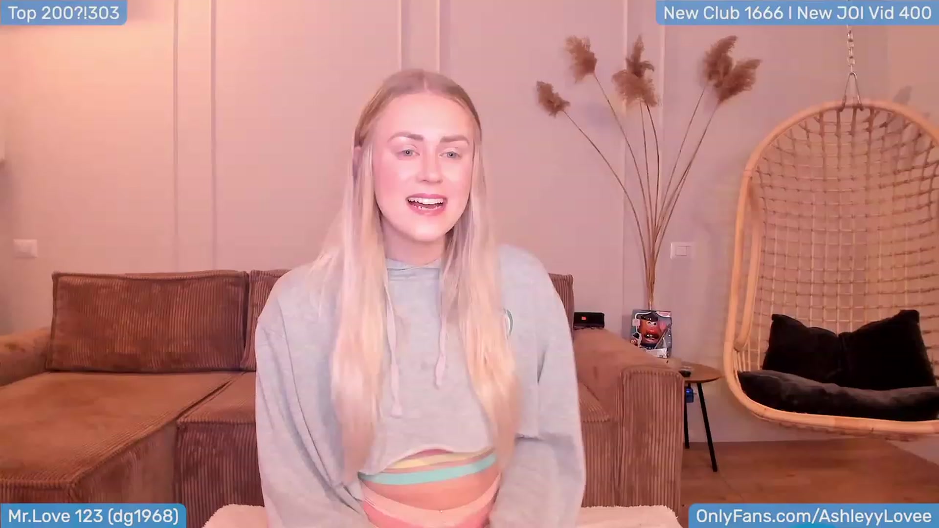 Gallery image thumbnail from AshLoveBday's myfreecams stream on, 01/22/2024, 19:45 image 11 of 20