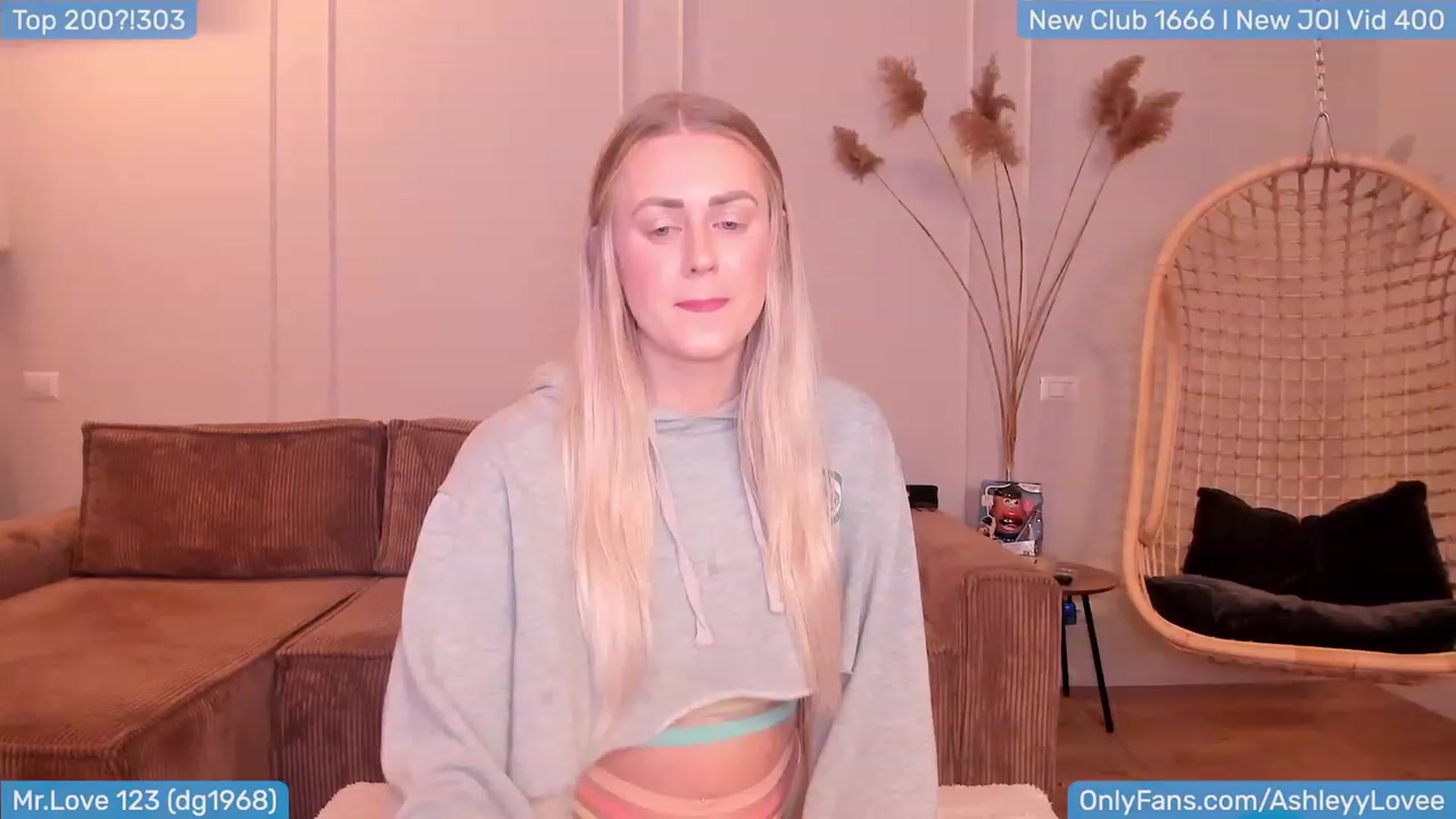 Gallery image thumbnail from AshLoveBday's myfreecams stream on, 01/22/2024, 19:45 image 17 of 20
