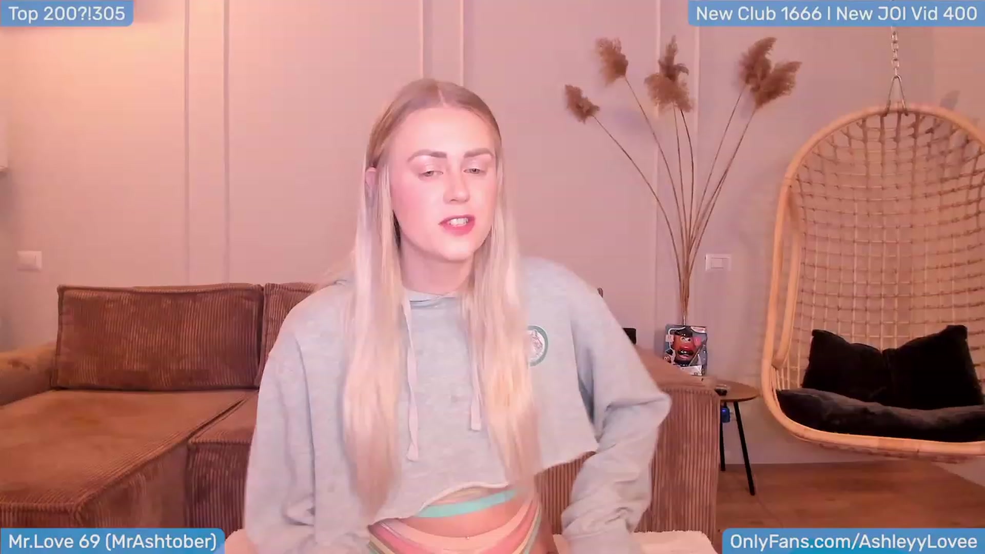 Gallery image thumbnail from AshLoveBday's myfreecams stream on, 01/22/2024, 19:45 image 4 of 20